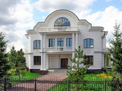 Плановый ремонт крыш позволяет экономить средства жильцов